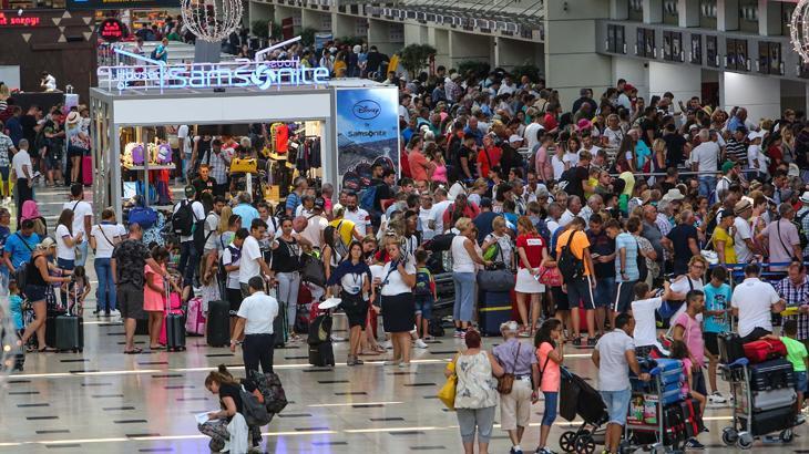 Antalya Valisi Şahin turist sayısını açıkladı: 15 milyon 200 bini geçtik