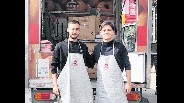 Mezun oldukları için lokma döktürdüler