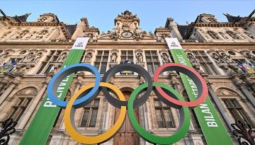 Paris Olimpiyatları’nın açılışında seyirci sayısı 300 bine düşürüldü