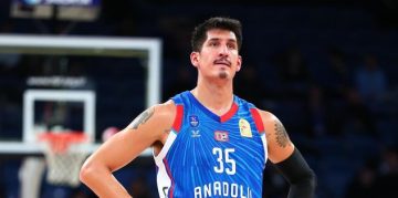 Anadolu Efes’te Derek Willis ameliyat oldu