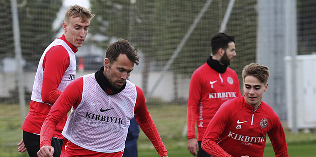 Antalyaspor Galatasaray karşılaşmasının hazırlıklarını sürdürdü