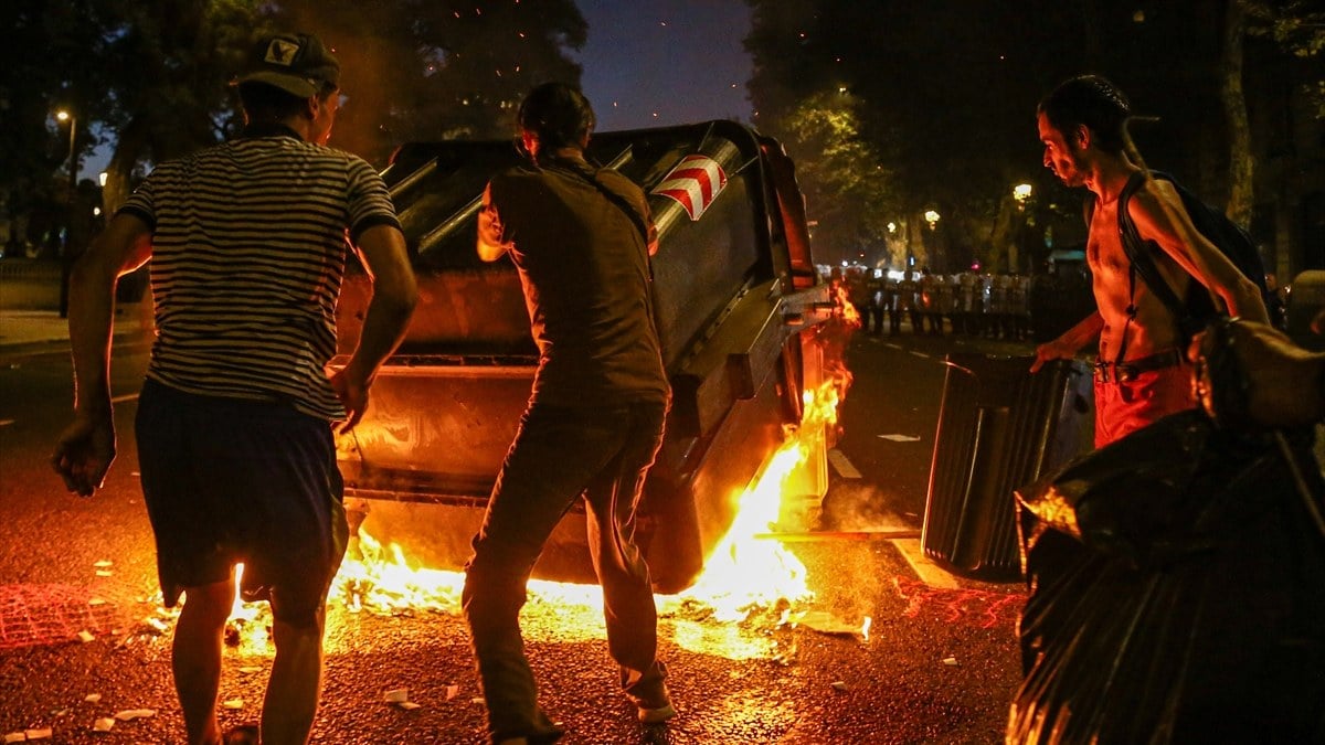 Arjantin’de hükümet karşıtı protesto: Göstericiler polisle çatıştı