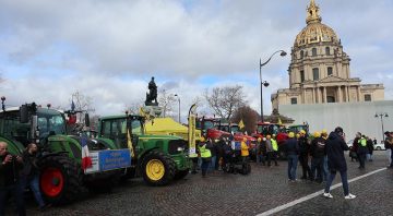 Avrupa’da çiftçi eylemleri hız kesmiyor! Yolu kapattılar