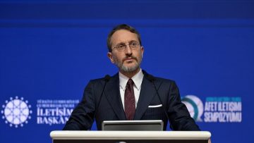 Fahrettin Altun’dan CİMER paylaşımı: Gençlerimizin yoğun ilgisi var