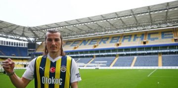 Fenerbahçe yeni transferi Çağlar Söyüncü’nün lisansını çıkardı