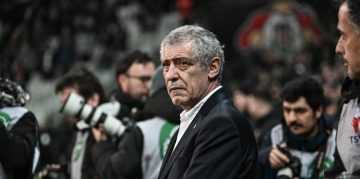 Fernando Santos’tan öz eleştiri! ’Bir daha tekrarlayamayız’