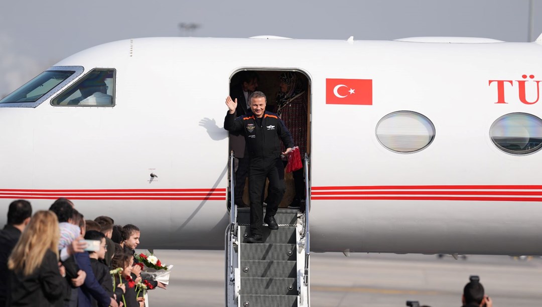 İlk Türk astronot Alper Gezeravcı Türkiye’de