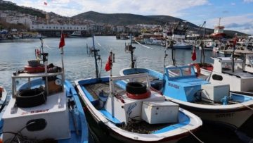 İzmir’de teknenin batması sonucu kaybolan balıkçının cesedi bulundu