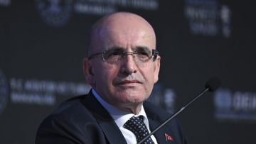 Mehmet Şimşek, piyasanın enflasyon beklentisinin düştüğünü bildirdi