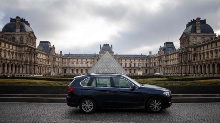 Paris’te SUV’lara farklı tarife