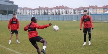 Play-off aşkına