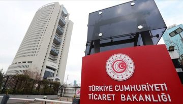 Ticaret Bakanlığı’ndan sahte futuralarla ülkeye sokulan 358 lüks araca el koyma talebi