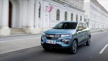 Yenilenen Dacia Spring’den ilk ipucu görseli geldi