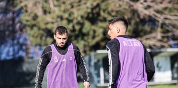 Altay, eski hocasına rakip oldu