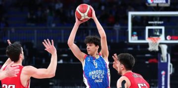 Anadolu Efes 91-86 Reeder Samsunspor MAÇ SONUCU ÖZET