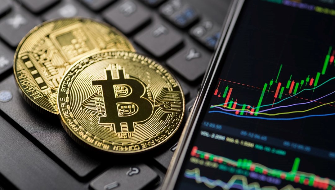 Bitcoin’de zirve sonrası erime sürüyor