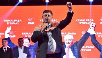 Cemil Tugay’dan Kemalpaşa’ya metro vaadi