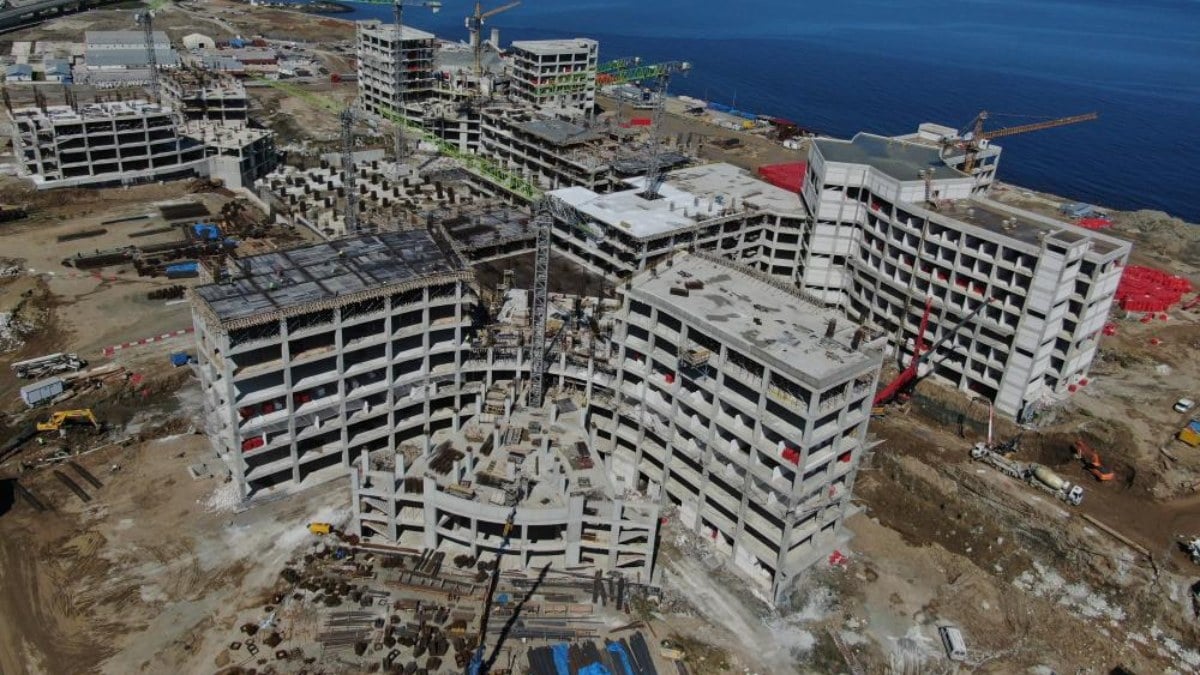 Deniz manzaralı Trabzon Şehir Hastanesi’nin kaba inşaatı bitti