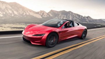 Elon Musk, Tesla Roadster’ın teslimat tarihini açıkladı