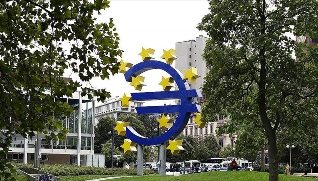 Euro Bölgesi’nde perakende satışlar arttı