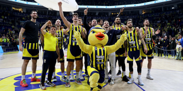 Fenerbahçe Beko Erkek Basketbol Takımı’nın şort sponsoru Poca oldu