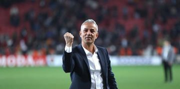 Fenerbahçe’den Avrupa tarifesi! İsmail Kartal’dan revizyon