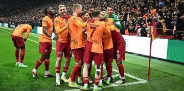 Galatasaray 6-2 Çaykur Rizespor MAÇ SONUCU-ÖZET | G.Saray sahasında şov yaptı! Okan Buruk rekora ortak oldu