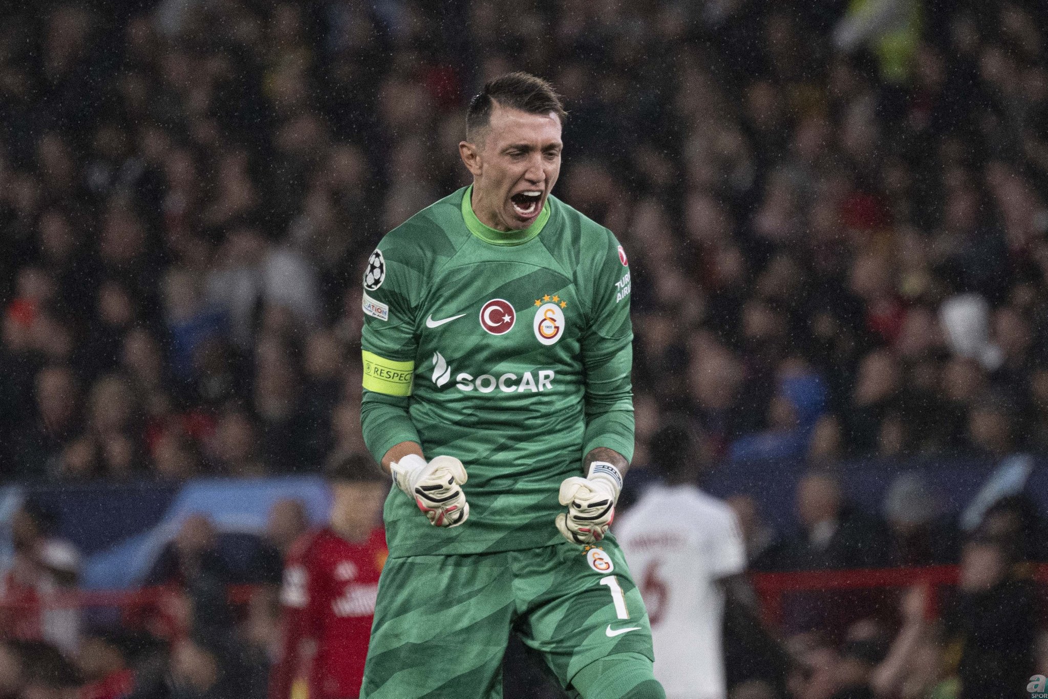 GALATASARAY HABERLERİ | Geleceği merak ediliyordu! Fernando Muslera’da karar verildi