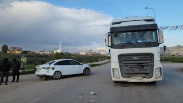 Hatay’da ışık ihlali yapan tır sürücüsü, dikkatiyle faciayı önledi