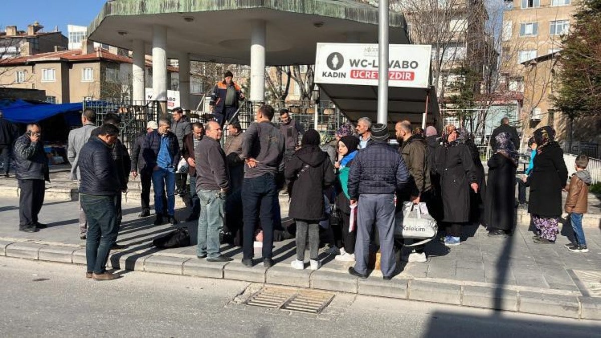 Niğde’de yolda yürürken kalp krizi geçiren kişi kurtarılamadı