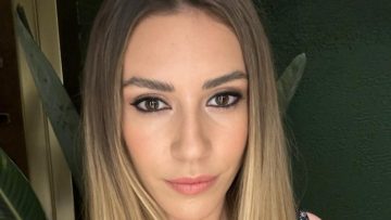 Sinem Kobal’ın set pozu heyecanlandırdı! Ömer dizisi setinden paylaşım yaptı