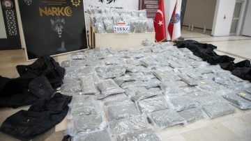 218 kilogram skunk ele geçirildi